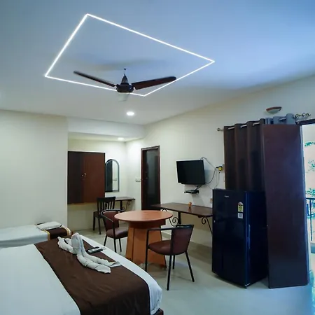 Raajnest Service Apartments Chennai Exterior photo