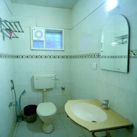 Raajnest Service Apartments Chennai Exterior photo