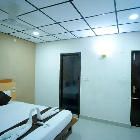 Raajnest Service Apartments Chennai Exterior photo