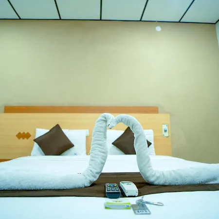 Raajnest Service Apartments Chennai Exterior photo