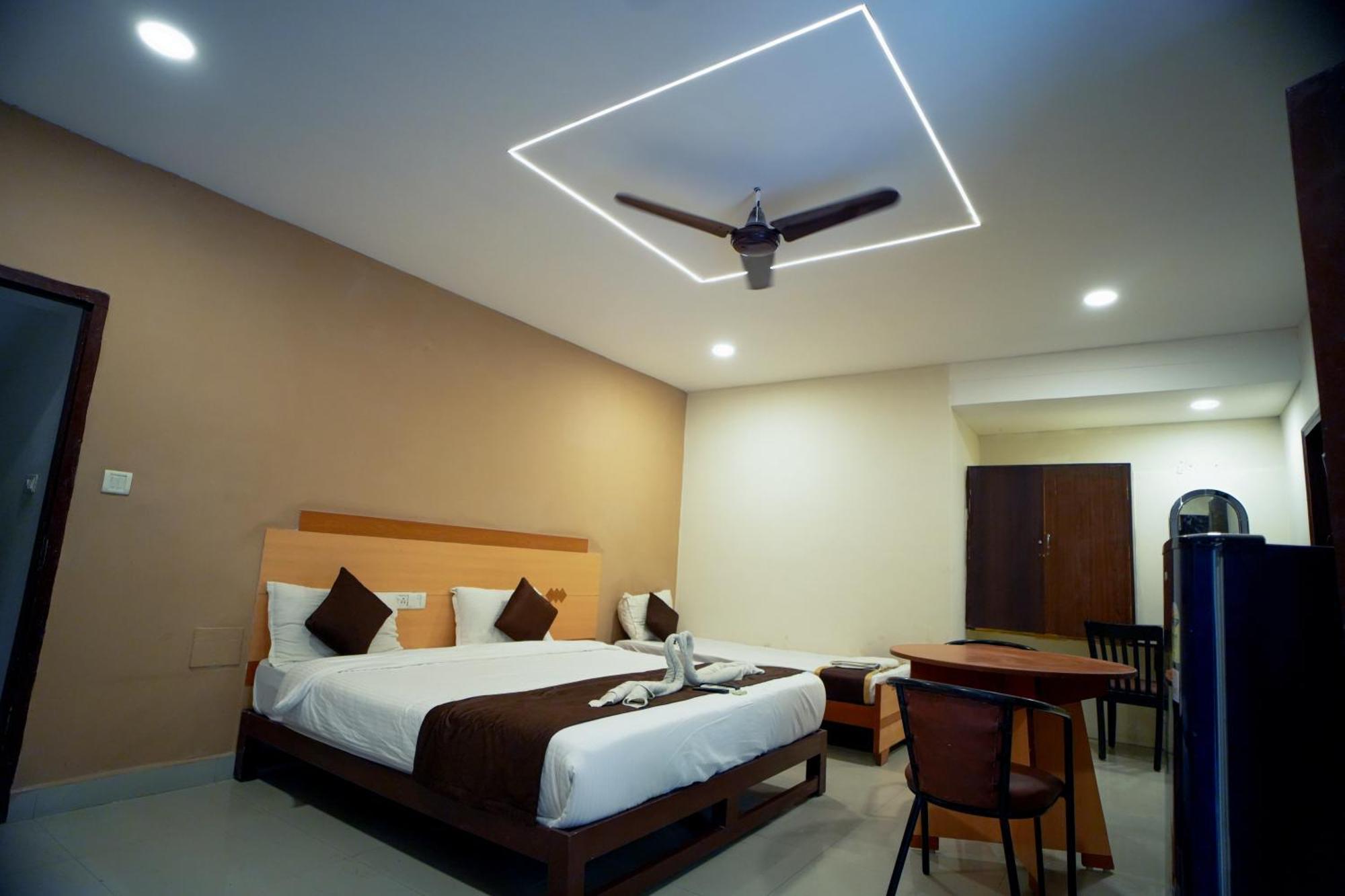 Homestay Raajnest Service